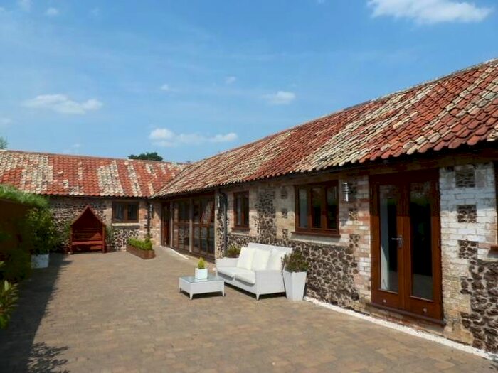 4 Bedroom Barn Conversion To Rent In Ryston Road, West Dereham, King's Lynn, PE33