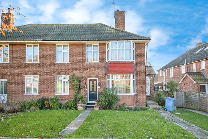 2 Bedroom Maisonette For Sale In Broadwater Gardens, Shotley Gate, Ipswich, IP9