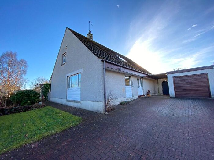 5 Bedroom Detached House For Sale In Culpleasant Dr, Tain, Ross-Shire, IV19