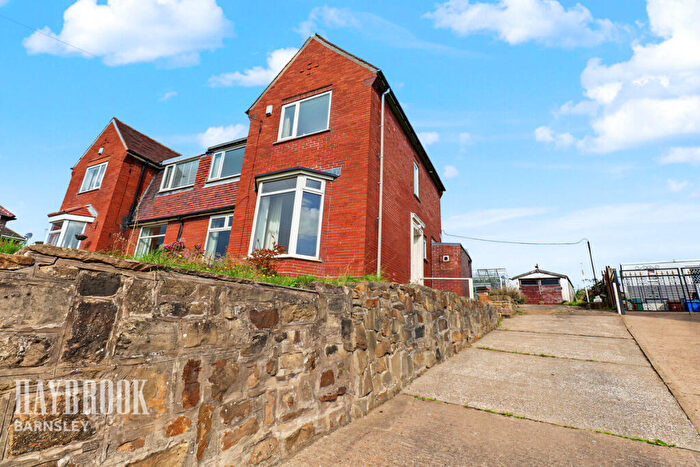3 Bedroom Semi Detached House For Sale In Doncaster Road, Ardsley, S71