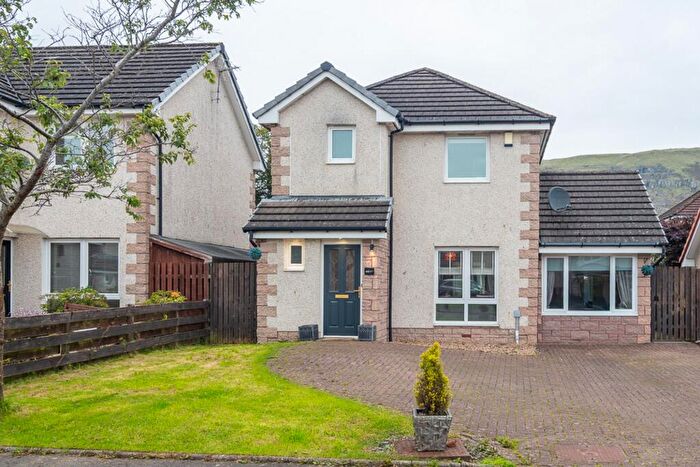 4 Bedroom Detached House For Sale In Calico Way, Lennoxtown, G66