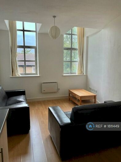 1 Bedroom Flat To Rent In Melbourne Street, Morley, Leeds, LS27