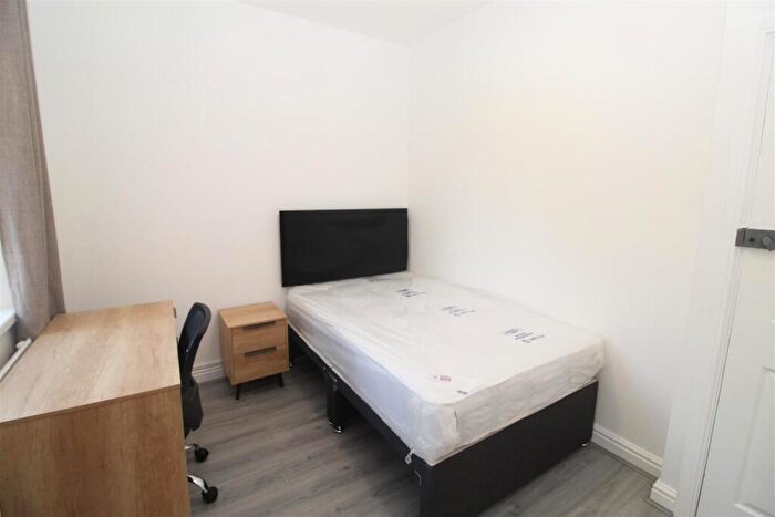 1 Bedroom House To Rent In Colum Road, Cathays, Cardiff, CF10