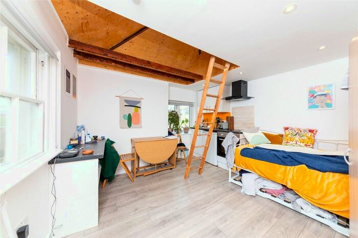 1 Bedroom Flat To Rent In St James Street, Brighton, BN2