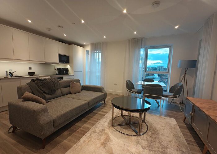 1 Bedroom Flat To Rent In Colindale Gardens, London, NW9