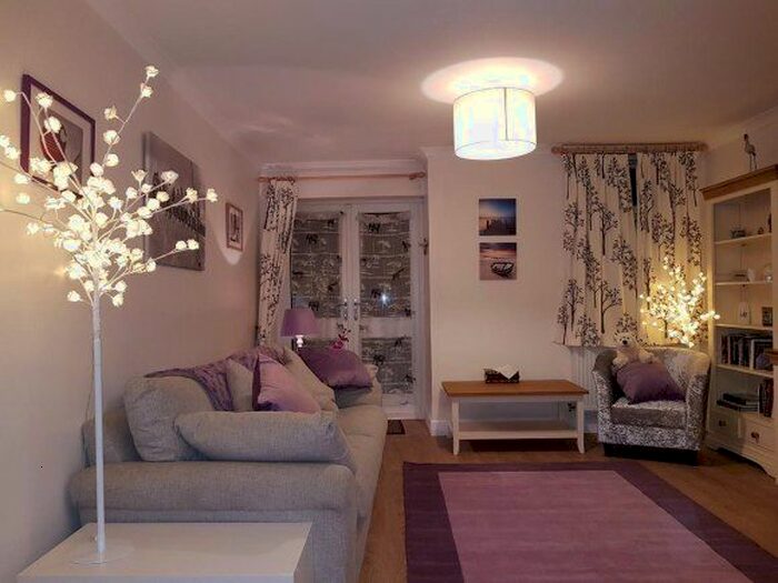 2 Bedroom Flat To Rent In School Hill, Farnham, Surrey, GU10