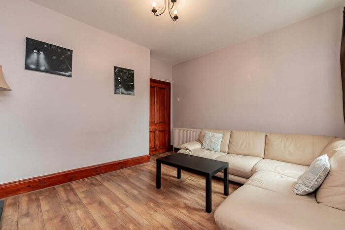 1 Bedroom Flat To Rent In Victoria Road, Torry, Aberdeen, AB11