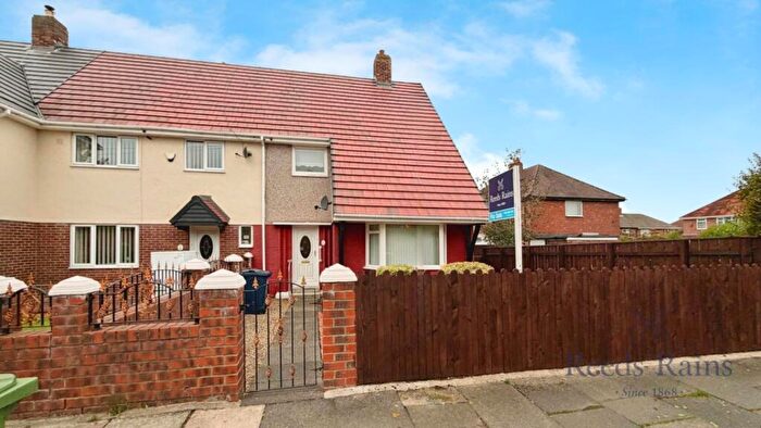 2 Bedroom Semi-Detached House For Sale In Pembroke Avenue, Birtley, Chester Le Street, Tyne And Wear, DH3