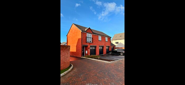 2 Bedroom Coach House To Rent In Duck Lane, Westbury, Wiltshire, BA13