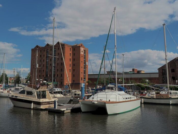 2 Bedroom Apartment To Rent In Warehouse, Kingston Street, Hull, East Yorkshire, HU1