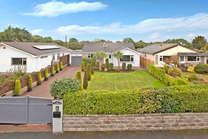 3 Bedroom Detached Bungalow For Sale In Stoneyhill, Abbotskerswell, Newton Abbot, TQ12