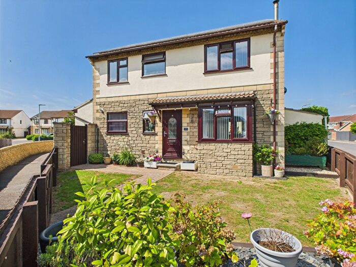 4 Bedroom Detached House For Sale In Duncombe Close, Bridgwater, TA6