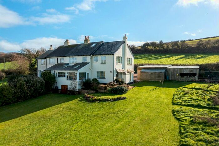 4 Bedroom Cottage For Sale In South Huish, Kingsbridge, TQ7