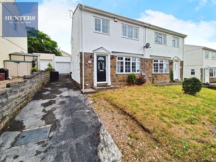3 Bedroom Semi-Detached House For Sale In Eleanor Close, Pencoed, Bridgend, CF35