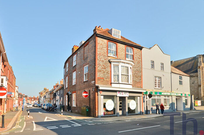 1 Bedroom Flat For Sale In Newport, Isle Of Wight, PO30