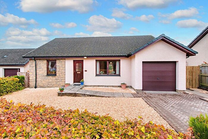 3 Bedroom Detached Bungalow For Sale In Sutherland Crescent, Abernethy, Perth, PH2