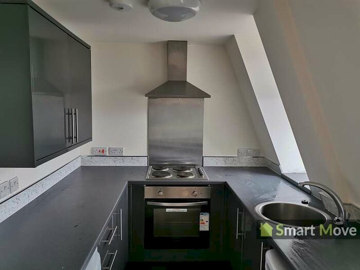 1 Bedroom Flat To Rent In Lincoln Road, Peterborough, Cambridgeshire. PE1