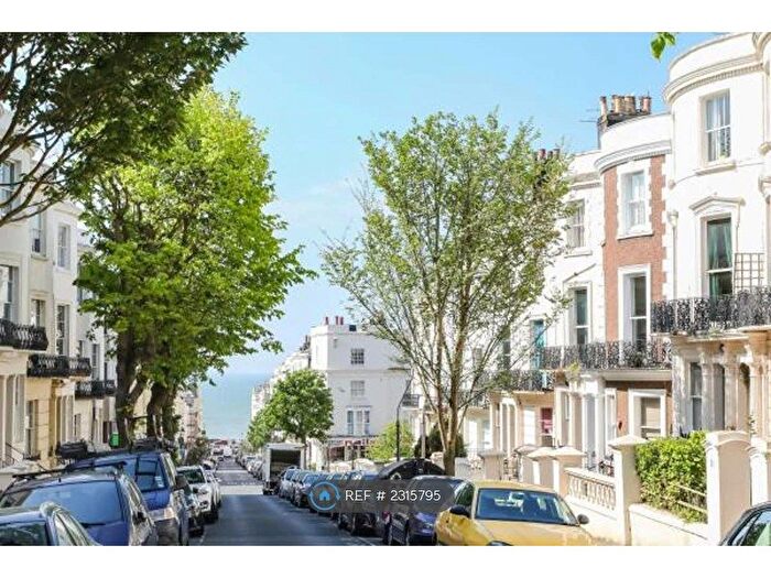 Studio To Rent In Brunswick Road, Hove, BN3