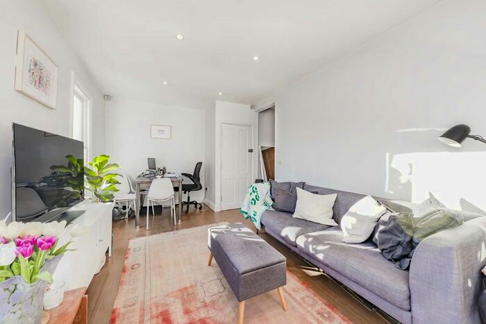 1 Bedroom Flat To Rent In Ferndale Road, London, SW4