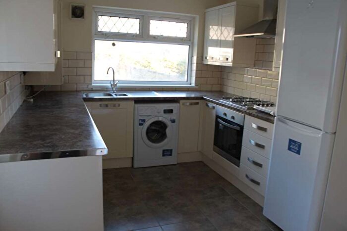 5 Bedroom Terraced House To Rent In Mackintosh Place, Roath, Cardiff, CF24