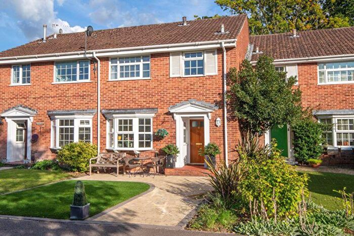 3 Bedroom Terraced House For Sale In Totton, SO40
