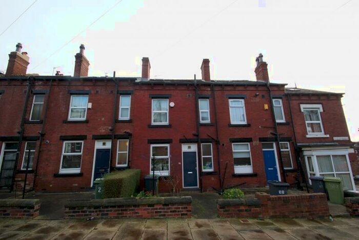 3 Bedroom Terraced House To Rent In Beechwood Terrace, Burley Park, Leeds, LS6
