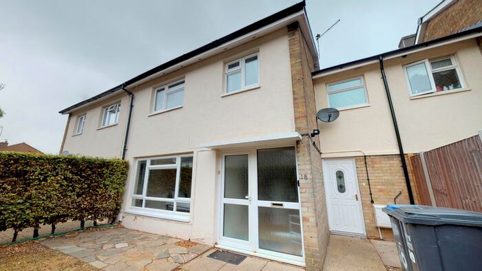 6 Bedroom Property To Rent In Hillcrest, Hatfield, AL10