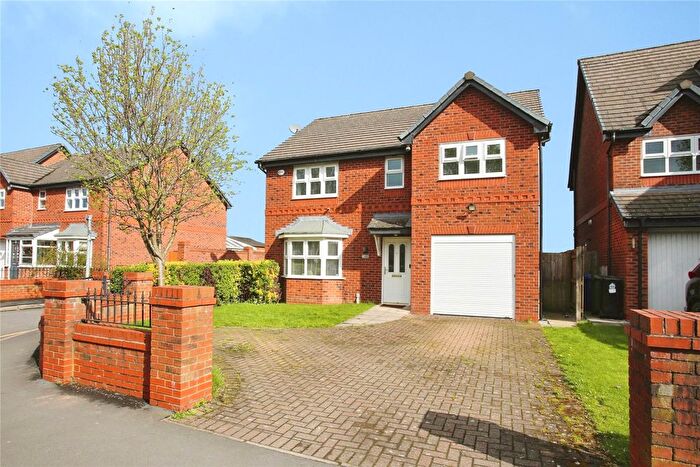 4 Bedroom Detached House For Sale In Green Lane, Heaton Moor, Stockport, SK4