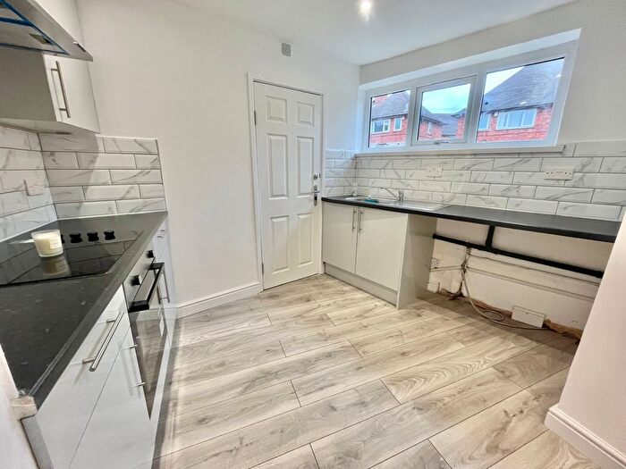 2 Bedroom Flat To Rent In Berridge Road, Forest Fields, Nottingham, NG7