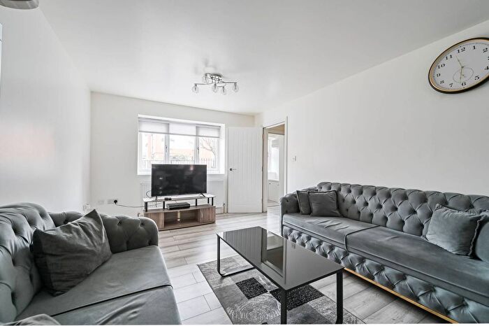 2 Bedroom Terraced House To Rent In Parker Street, Silvertown, London, E16