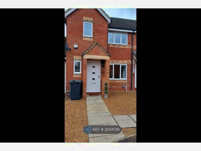 3 Bedroom Terraced House To Rent In Fennel Drive, Biggleswade, SG18