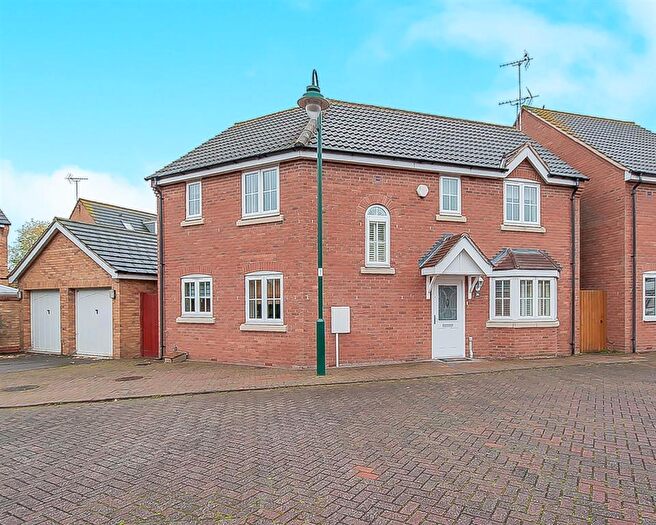 4 Bedroom House To Rent In Redshank Way, Hampton Vale, PE7