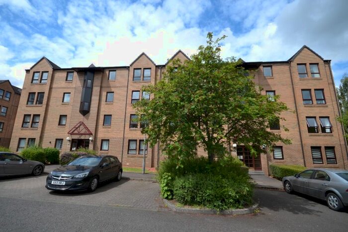 2 Bedroom Flat To Rent In Parkside Terrace, Edinburgh, EH16