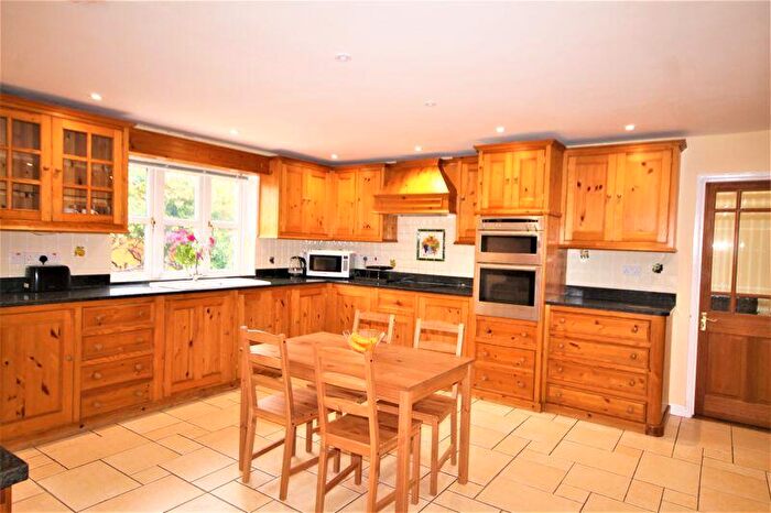 5 Bedroom Detached House To Rent In Warblington Road, Emsworth., PO10