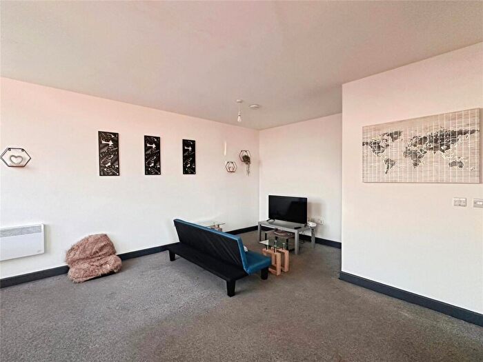 2 Bedroom Flat To Rent In Arthur Street, Barwell, Leicester, Leicestershire, LE9