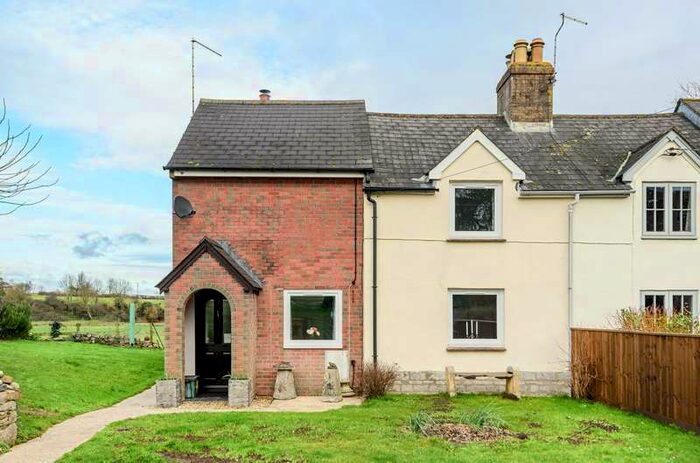 4 Bedroom Semi-Detached House For Sale In 1 Littlemayne Farm Cottage, Broadmayne, DT2