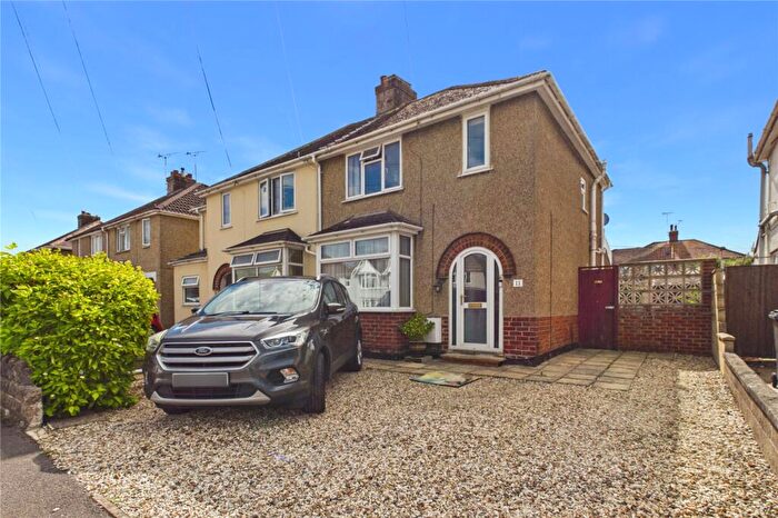 3 Bedroom Semi-Detached House For Sale In Malvern Road, Gorse Hill, Swindon, Wiltshire, SN2