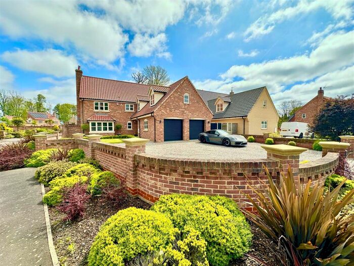 5 Bedroom Detached House For Sale In The Village, Fleggburgh, NR29