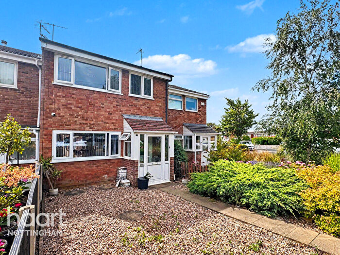3 Bedroom Terraced House For Sale In Honeywood Drive, Thorneywood, NG3