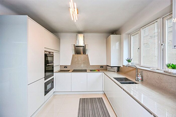 3 Bedroom Bungalow For Sale In Agnes Road, Blundellsands, Liverpool, L23