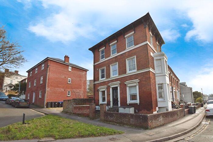 1 Bedroom Flat To Rent In Elm Grove Road, Salisbury, SP1