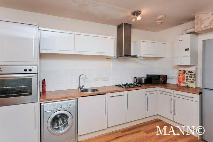 1 Bedroom Flat To Rent In Stafford House, London, SE12