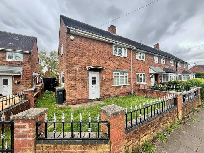 3 Bedroom End Of Terrace House To Rent In Over Green Drive, Birmingham, B37