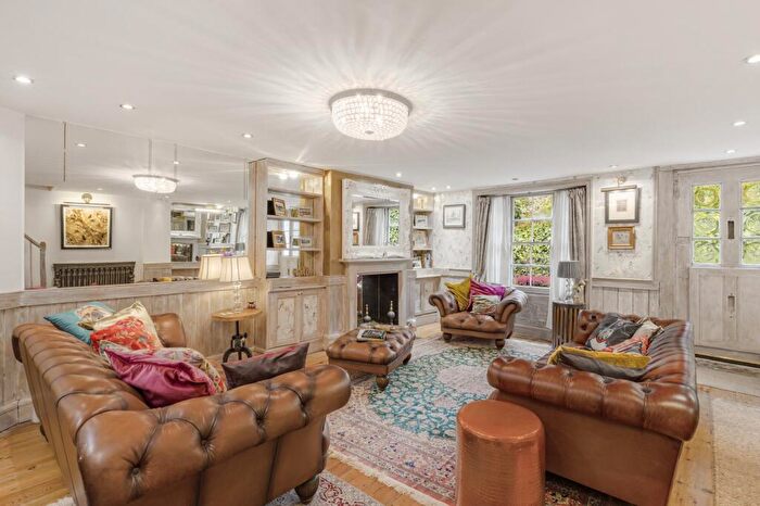 3 Bedroom House For Sale In Holly Hill, Hampstead, London, , United Kingdom, NW3