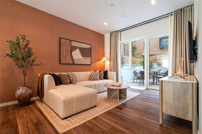 2 Bedroom Maisonette For Sale In Portobello Square, The Collection Amp; The Auria, Wornington Road, W10
