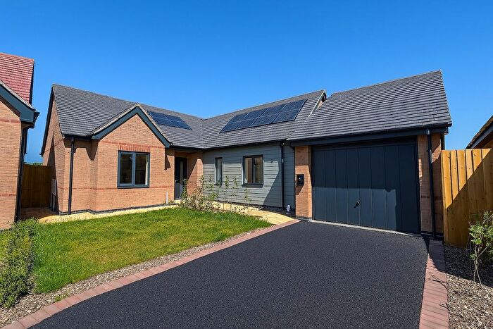 3 Bedroom Detached Bungalow For Sale In Dawsons Crescent, Butterwick, Boston, PE22