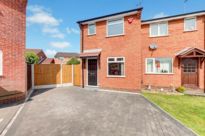 2 Bedroom Semi-Detached House For Sale In Bakewell Road, Long Eaton, NG10