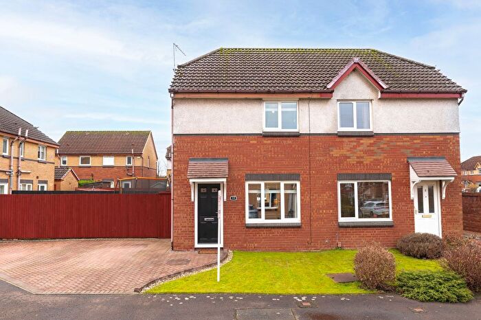 2 Bedroom Semi Detached House For Sale In Woodville Court, Broxburn, EH52
