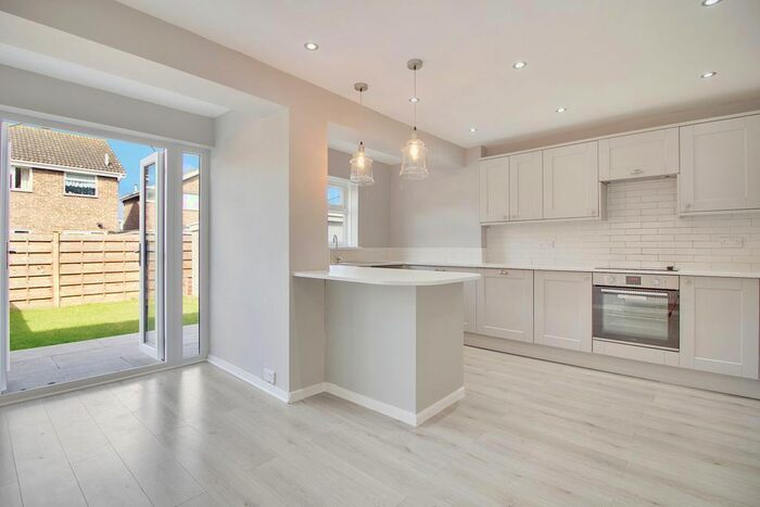 3 Bedroom Semi-Detached House To Rent In Westfield Lane, Wigginton, York, YO32