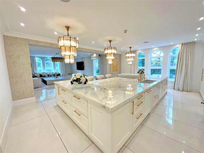 5 Bedroom Detached House For Sale In Congleton Road, Alderley Edge, SK9